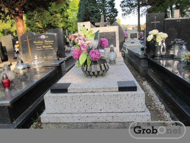 Grób DOROTA MIESZCZAK