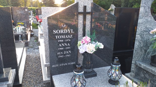 Tomasz SORDYL 1908 Andrychów - Grobonet - Wyszukiwarka osób pochowanych