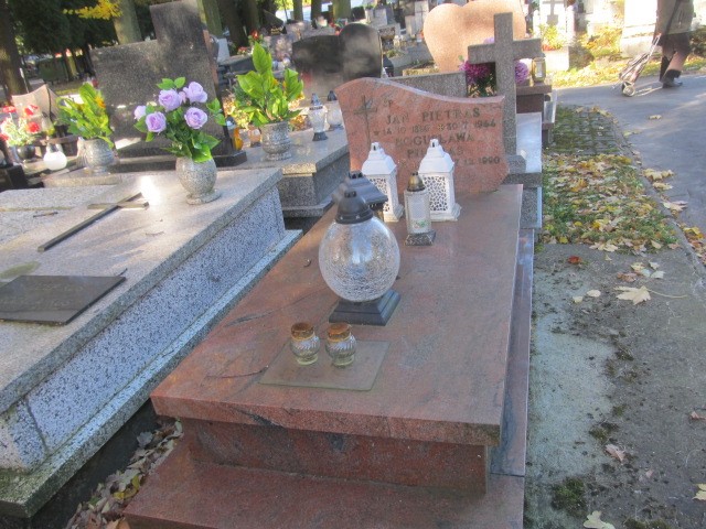 Jan PIETRAS 1899 Andrychów - Grobonet - Wyszukiwarka osób pochowanych