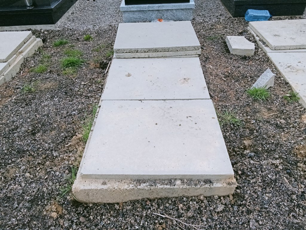 Grób EWA CINAL